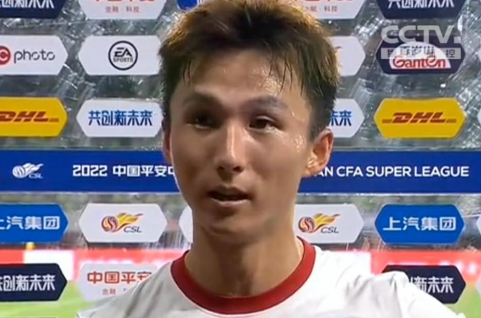 尹鸿博:带青训的初衷是培养出更多好球员,梦想是培养出国脚